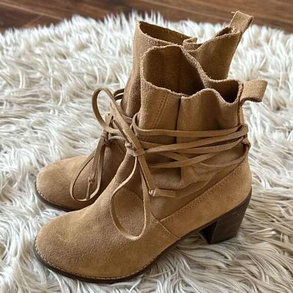 Tom’s leather wrap up slouch boots size 6 - Picture 1 of 8